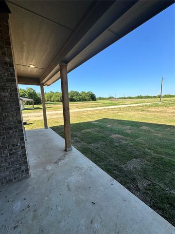 684 County Road 1560, Chico, TX 76431