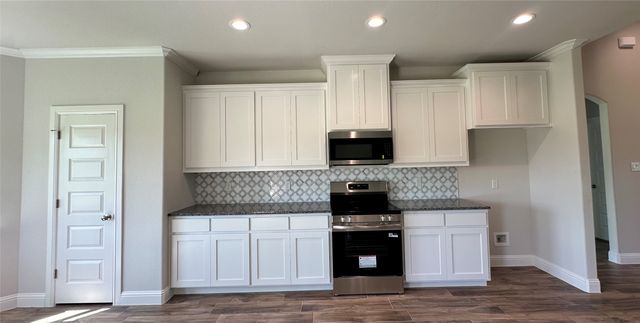 684 County Road 1560, Chico, TX 76431