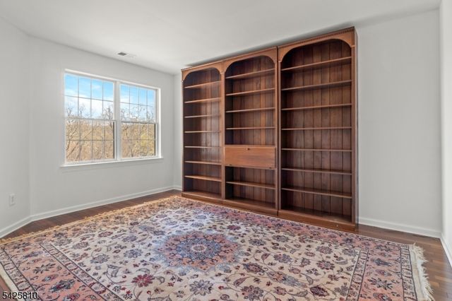 119 Ridgeview Ln, Mount Arlington Boro, NJ 07856