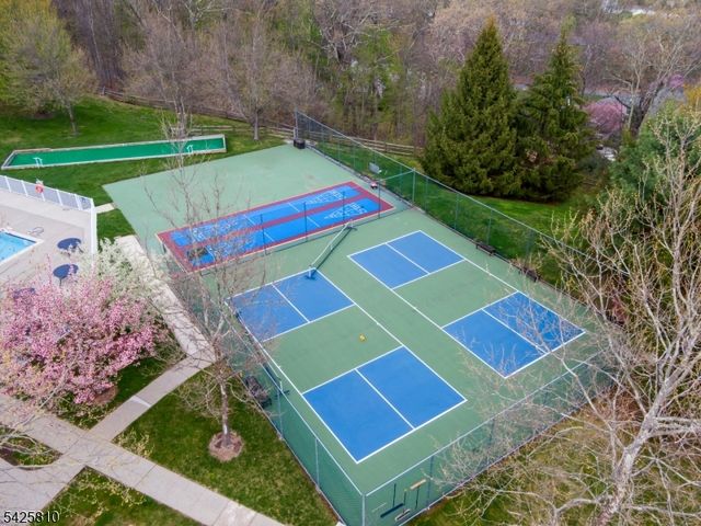 119 Ridgeview Ln, Mount Arlington Boro, NJ 07856