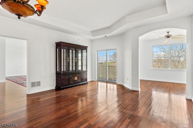 119 Ridgeview Ln, Mount Arlington Boro, NJ 07856