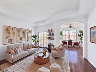 119 Ridgeview Ln, Mount Arlington Boro, NJ 07856