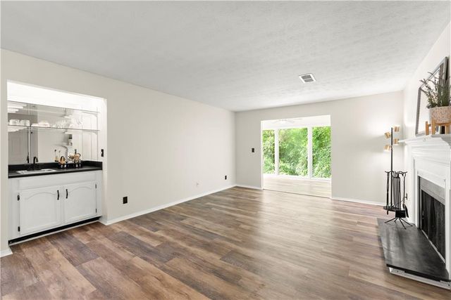 2708 Suwanee Way SE, Marietta, GA 30067