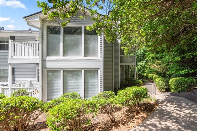 2708 Suwanee Way SE, Marietta, GA 30067