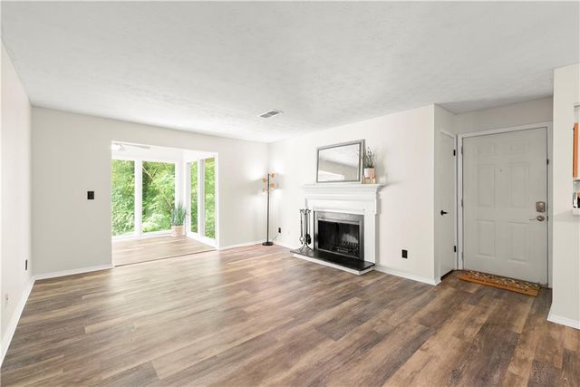 2708 Suwanee Way SE, Marietta, GA 30067