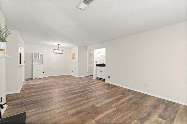 2708 Suwanee Way SE, Marietta, GA 30067