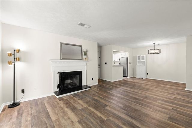 2708 Suwanee Way SE, Marietta, GA 30067