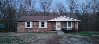 1150 Claylick Rd, White Bluff, TN 37187