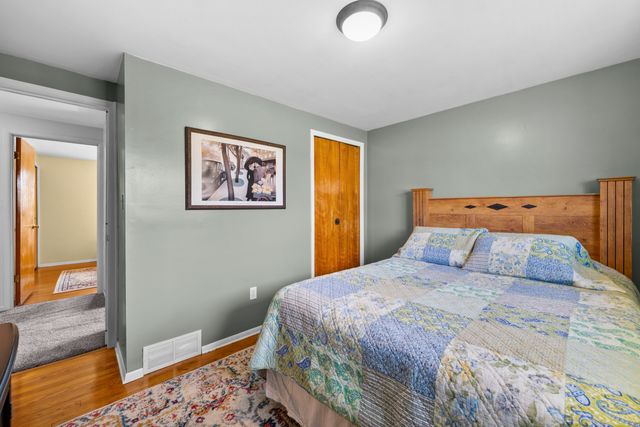 8607 Leslie Drive, Sterling Heights, MI 48314