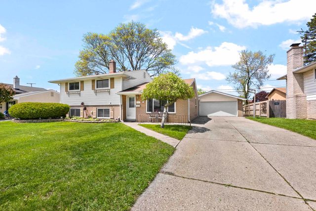 8607 Leslie Drive, Sterling Heights, MI 48314