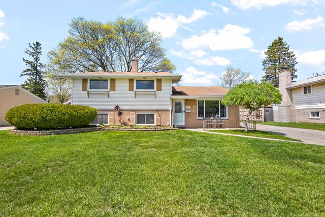 8607 Leslie Drive, Sterling Heights, MI 48314