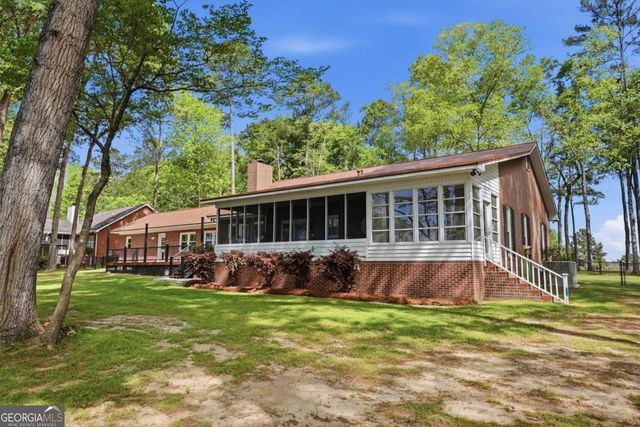 1044 Lewis Mill Lake Road, Vienna, GA 31092