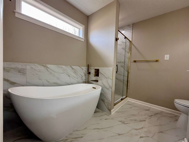 2776 DEER GLADE LN, Memphis, TN 38133