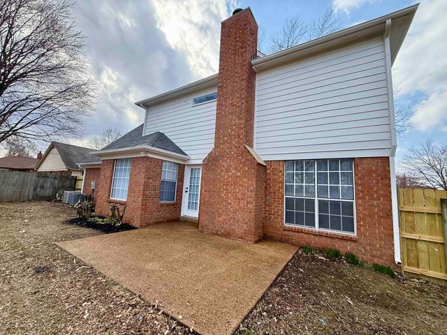 2776 DEER GLADE LN, Memphis, TN 38133