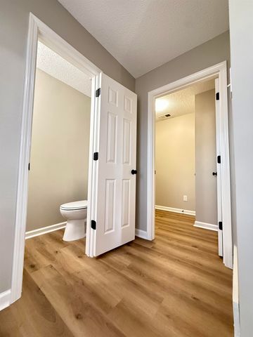 2776 DEER GLADE LN, Memphis, TN 38133