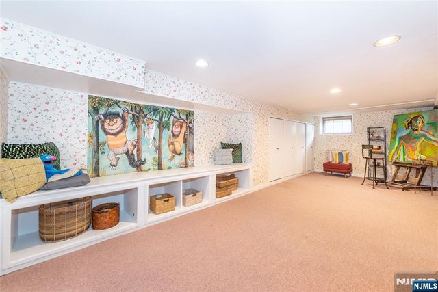 33 Prescott Avenue, Montclair, NJ 07042