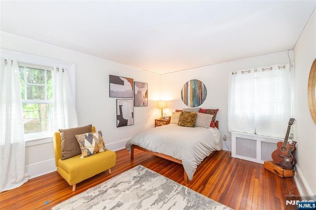 33 Prescott Avenue, Montclair, NJ 07042
