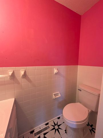 141 PECAN ST, Selmer, TN 38375