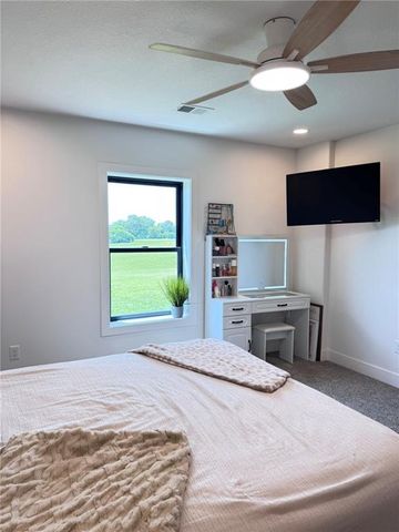 8009 S Enochs Mills Road, Grain Valley, MO 64029