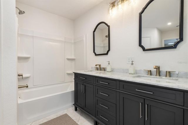 1495 BLUE LAKE CIRCLE, Punta Gorda, FL 33983