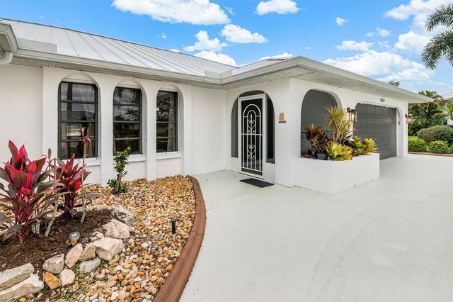 1495 BLUE LAKE CIRCLE, Punta Gorda, FL 33983