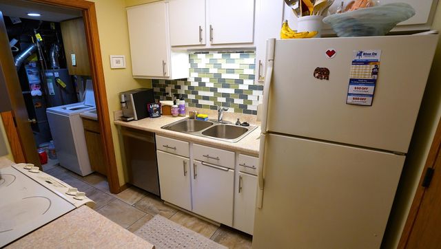 301 Selby Avenue, Saint Paul, MN 55102