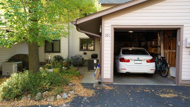 301 Selby Avenue, Saint Paul, MN 55102