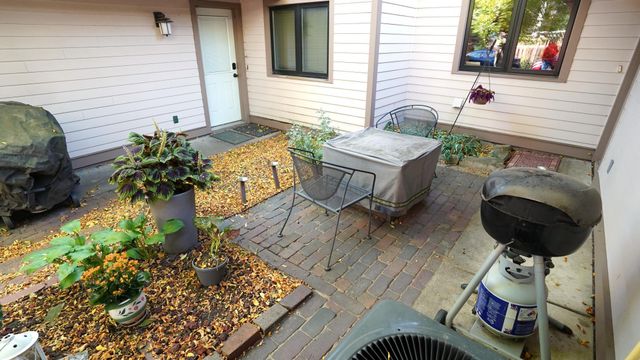 301 Selby Avenue, Saint Paul, MN 55102