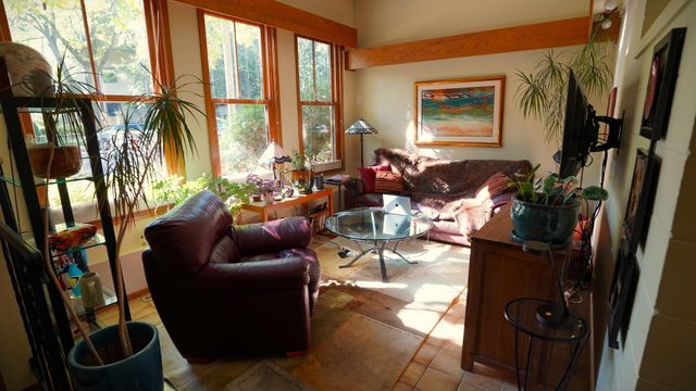 301 Selby Avenue, Saint Paul, MN 55102