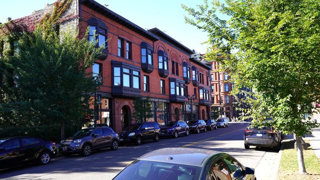 301 Selby Avenue, Saint Paul, MN 55102