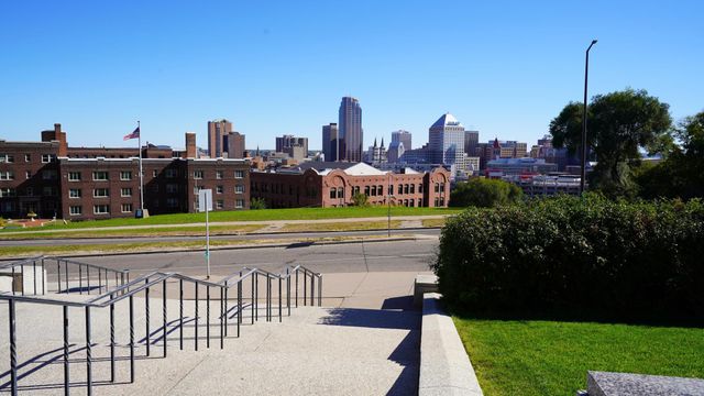 301 Selby Avenue, Saint Paul, MN 55102