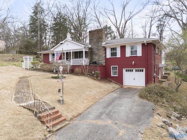 8208 Hickory Hill Lane SE, Huntsville, AL 35802