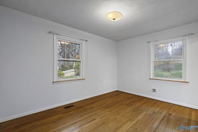 8208 Hickory Hill Lane SE, Huntsville, AL 35802