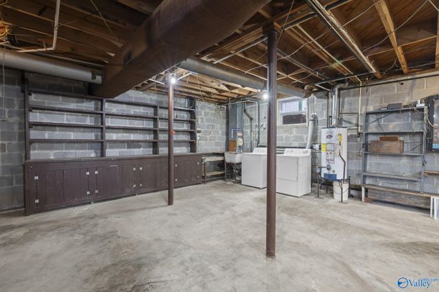 8208 Hickory Hill Lane SE, Huntsville, AL 35802