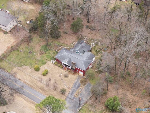 8208 Hickory Hill Lane SE, Huntsville, AL 35802