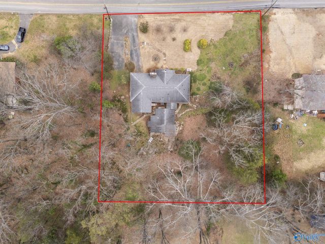 8208 Hickory Hill Lane SE, Huntsville, AL 35802