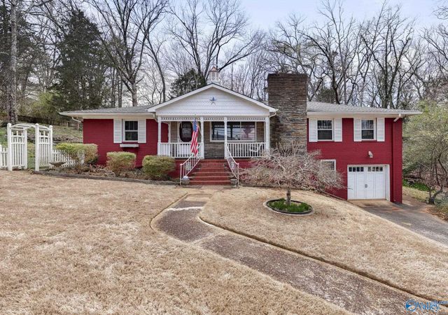 8208 Hickory Hill Lane SE, Huntsville, AL 35802