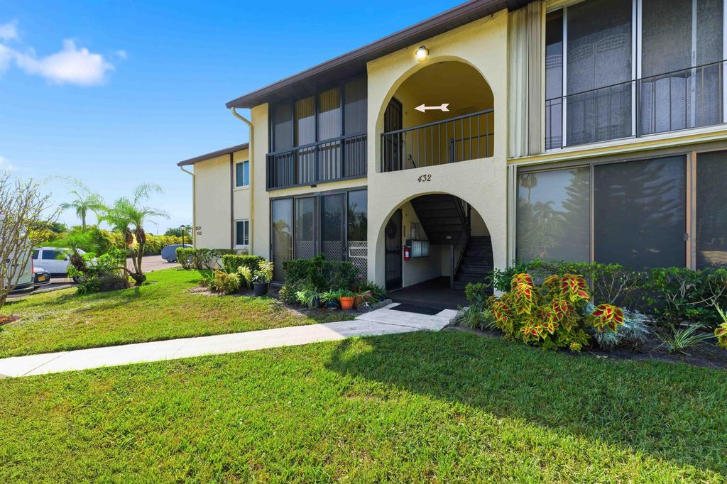 3531 Tall Pine Way A-2, Greenacres, FL 33463