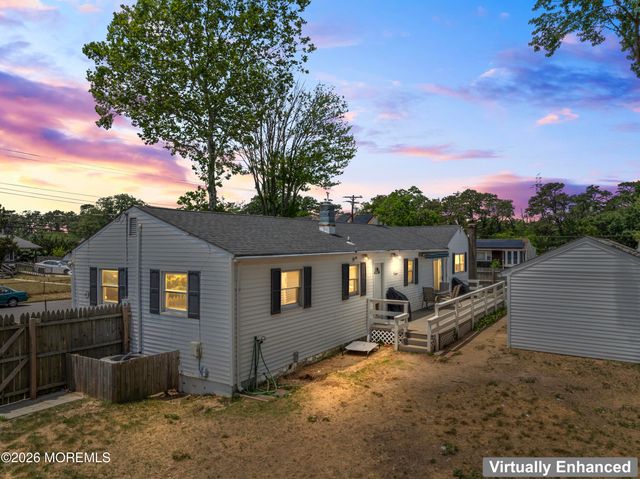 1 Lakeland Drive, Brick, NJ 08723
