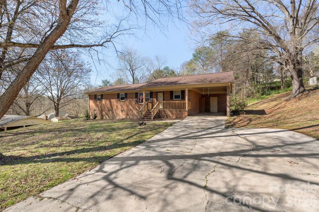 552 Tripolis Street SE, Concord, NC 28025