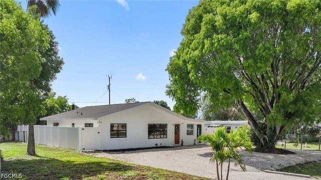 1200 Patterson RD, Cape Coral, FL 33909