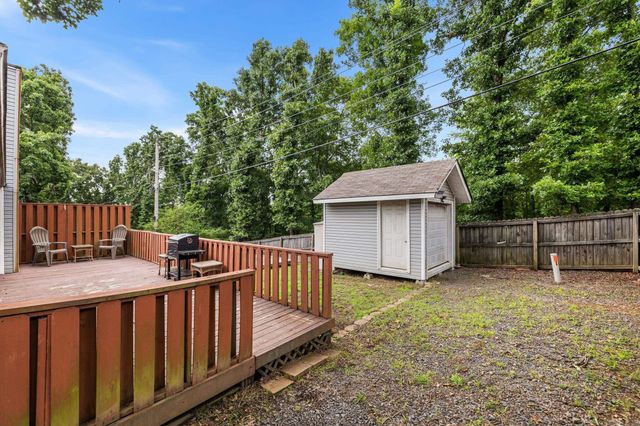 96 Creekwood Drive, Jacksonville, AR 72076