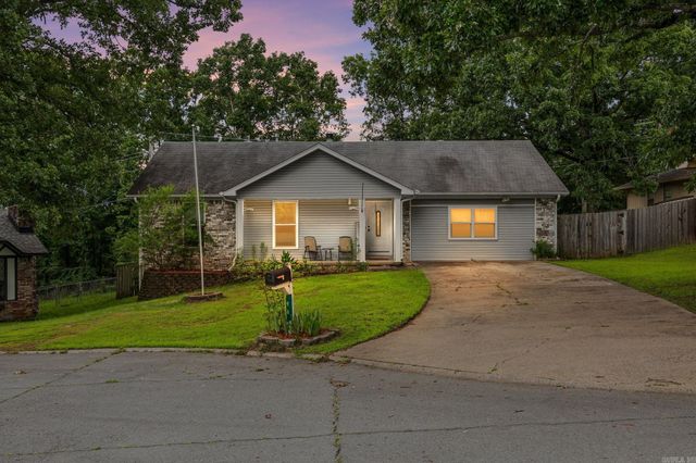 96 Creekwood Drive, Jacksonville, AR 72076