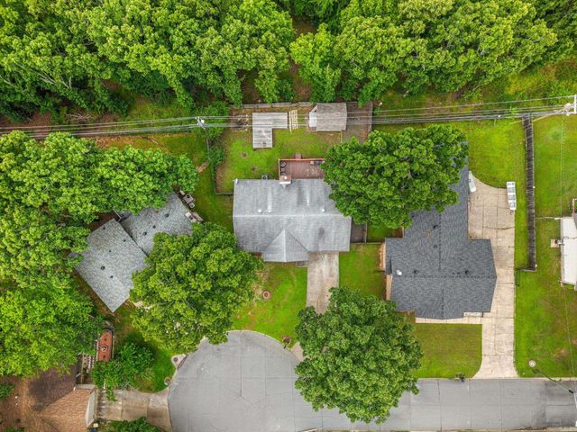 96 Creekwood Drive, Jacksonville, AR 72076