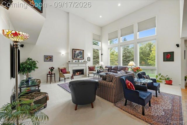 6951 Brook Hollow Court, West Bloomfield Charter Township, MI 48322