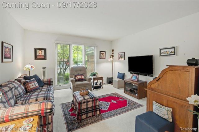 6951 Brook Hollow Court, West Bloomfield Charter Township, MI 48322