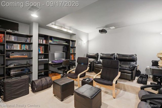 6951 Brook Hollow Court, West Bloomfield Charter Township, MI 48322