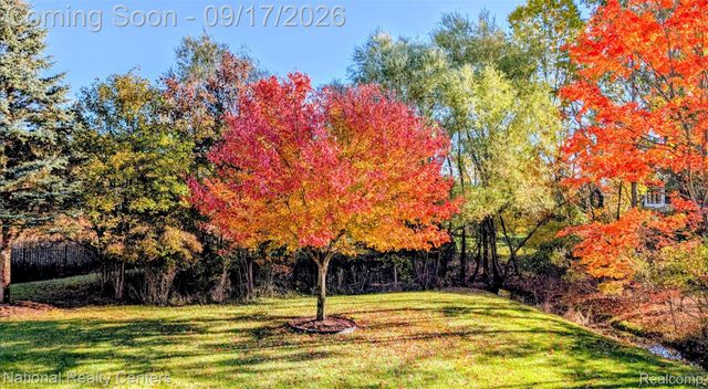 6951 Brook Hollow Court, West Bloomfield Charter Township, MI 48322