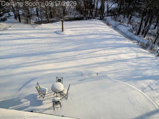 6951 Brook Hollow Court, West Bloomfield Charter Township, MI 48322