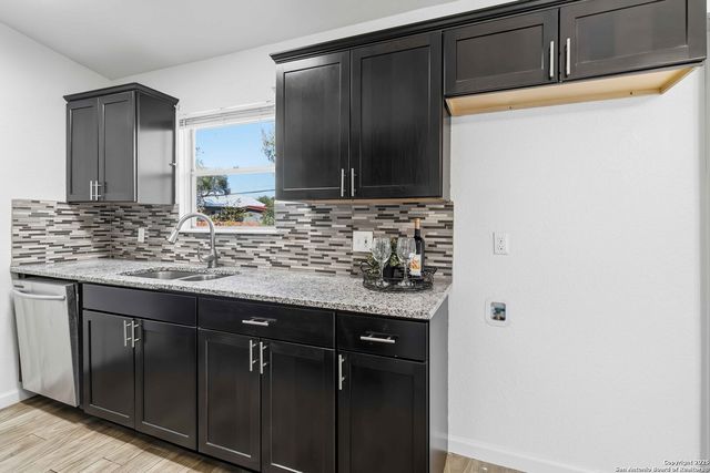 6207 Deer Valley, San Antonio, TX 78242